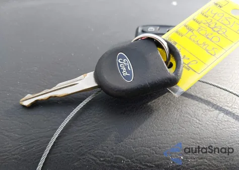 2002 Ford Taurus Se z USA, uszkodzony, nr VIN 1FAFP53U62A149517